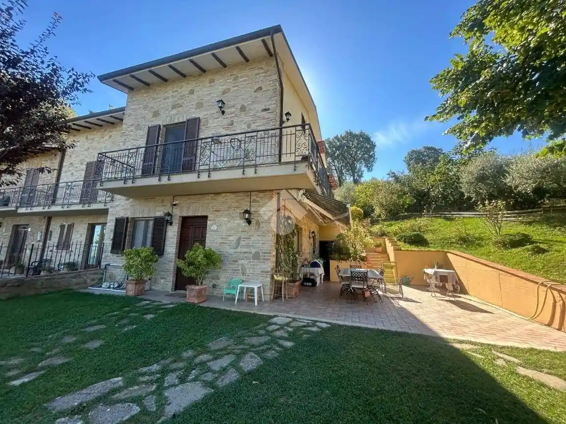 Villa in vendita a Torgiano