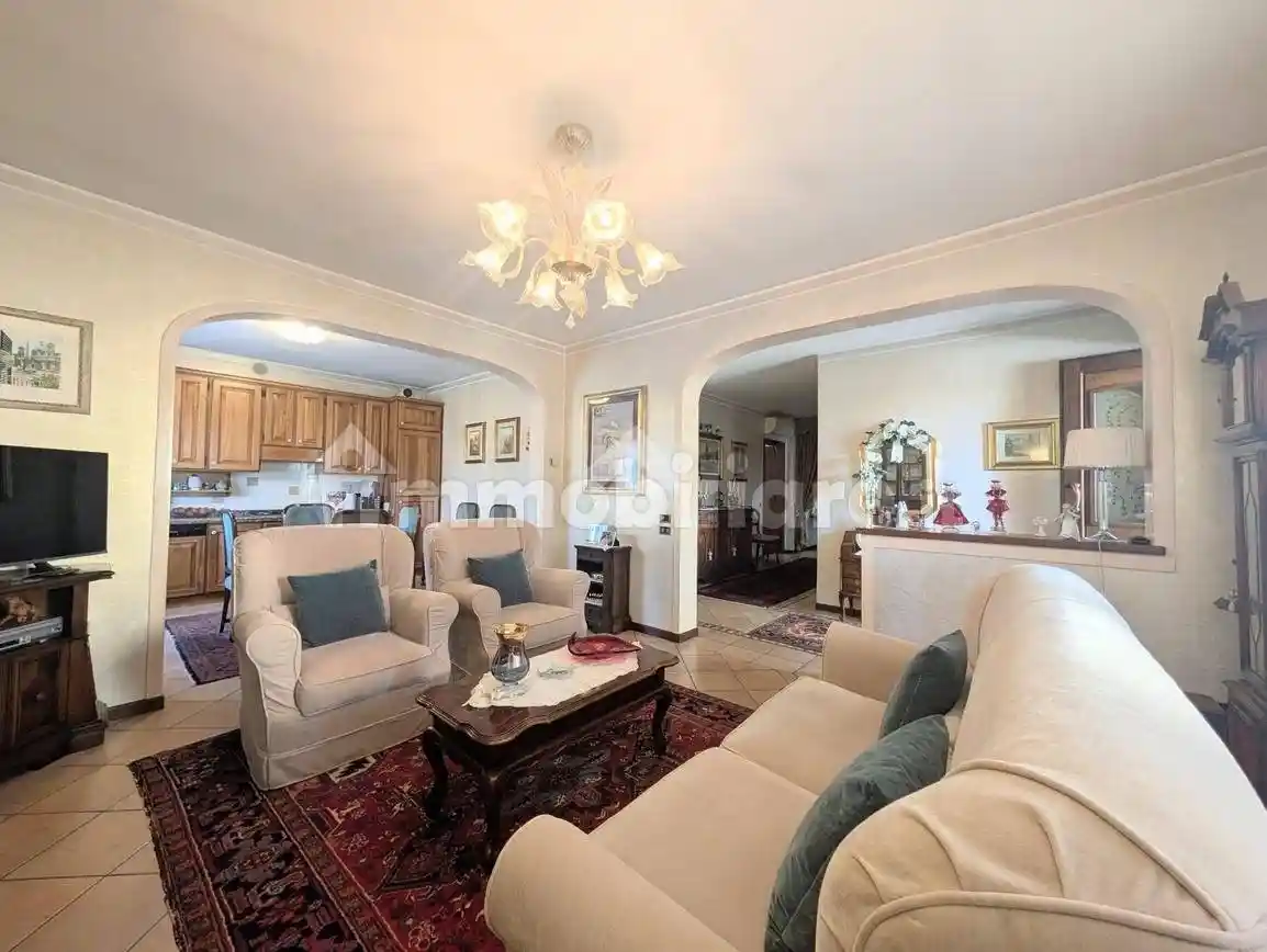 Villa in vendita a Paese