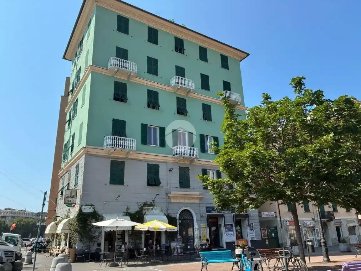 Appartamento in vendita a Genova