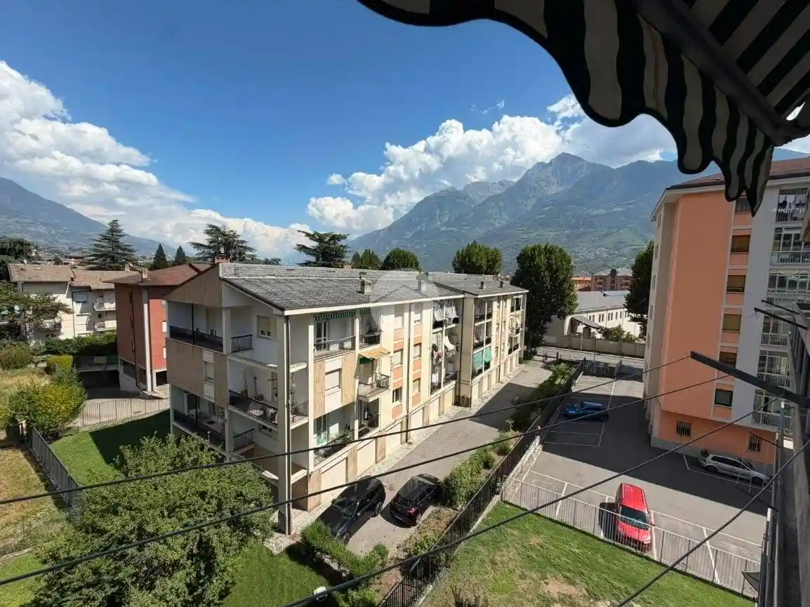 Appartamento in vendita a Aosta