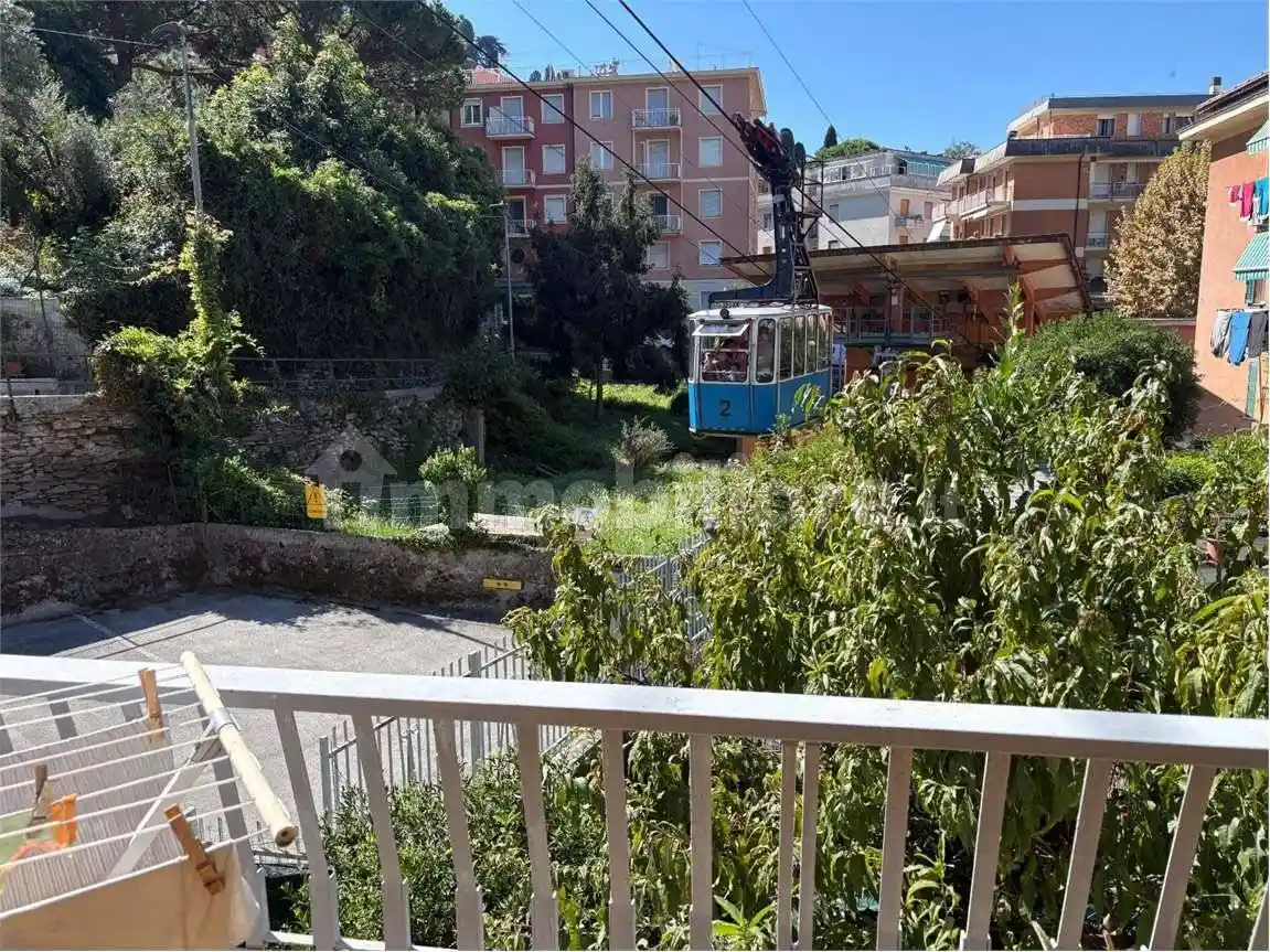 Appartamento in vendita a Rapallo