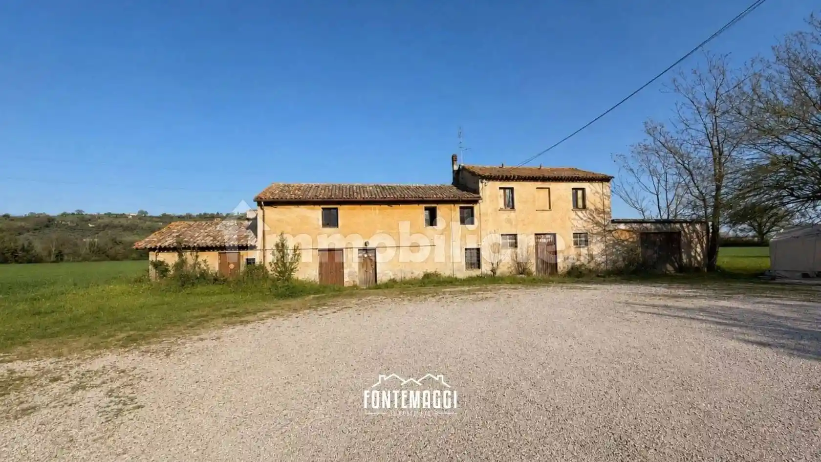 Rustico - Casale in vendita a Fano