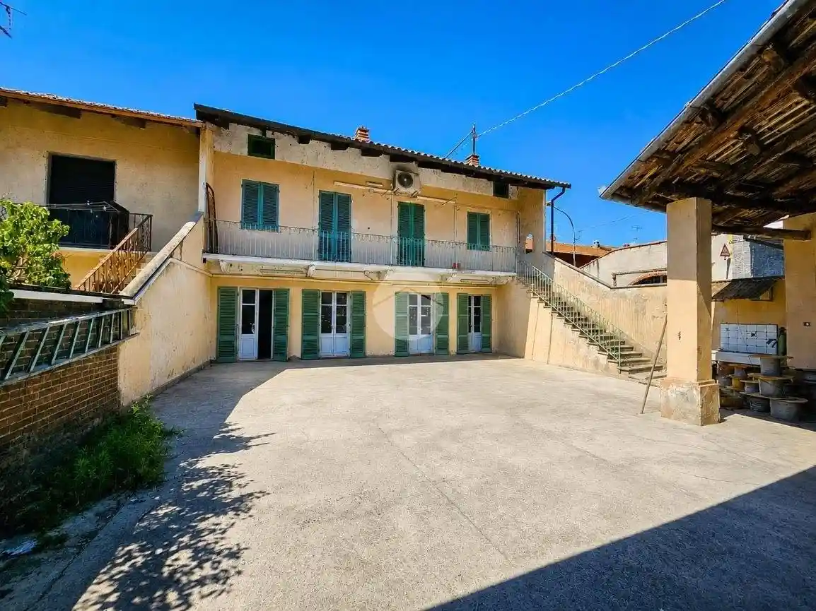 Casa indipendente in vendita a Rondissone