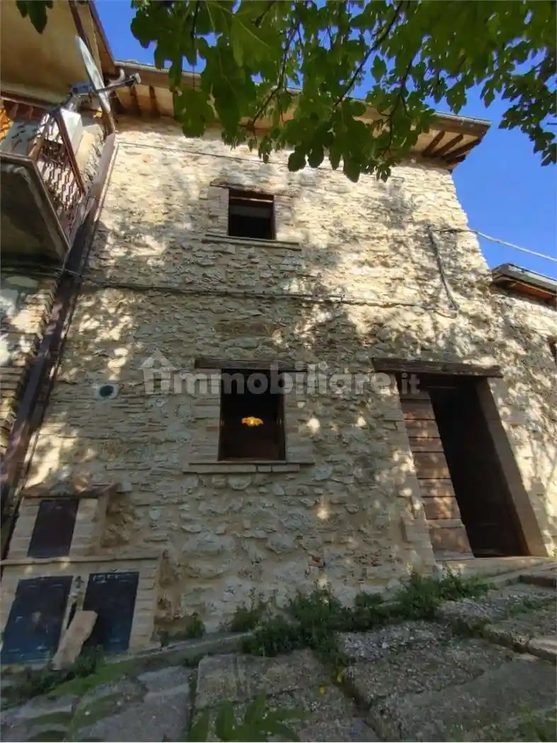Casa indipendente in vendita a Arrone