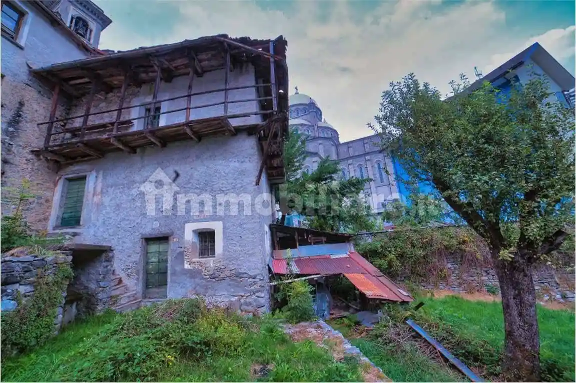 Rustico - Casale in vendita a Re