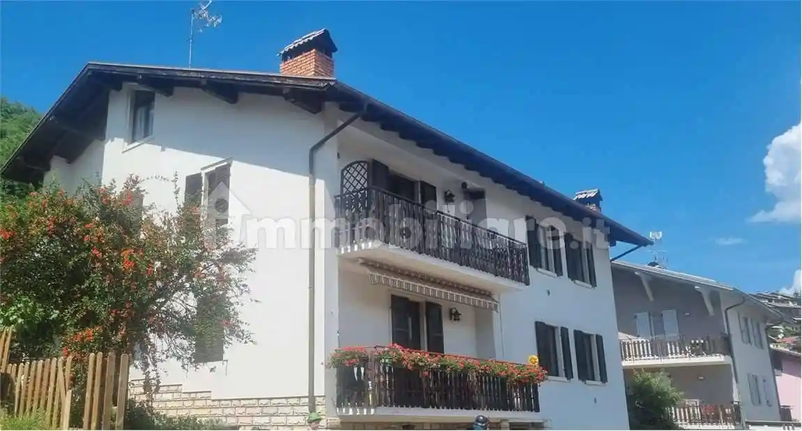 Appartamento in vendita a Brentonico