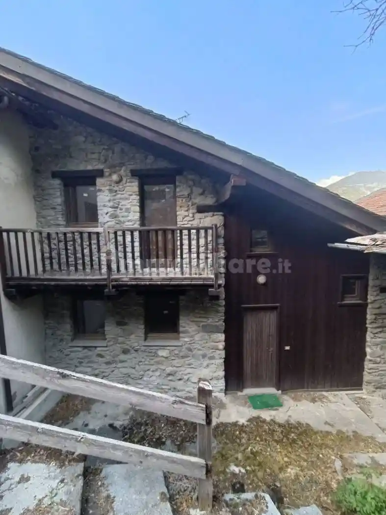 Casa indipendente in vendita a Saint-Marcel