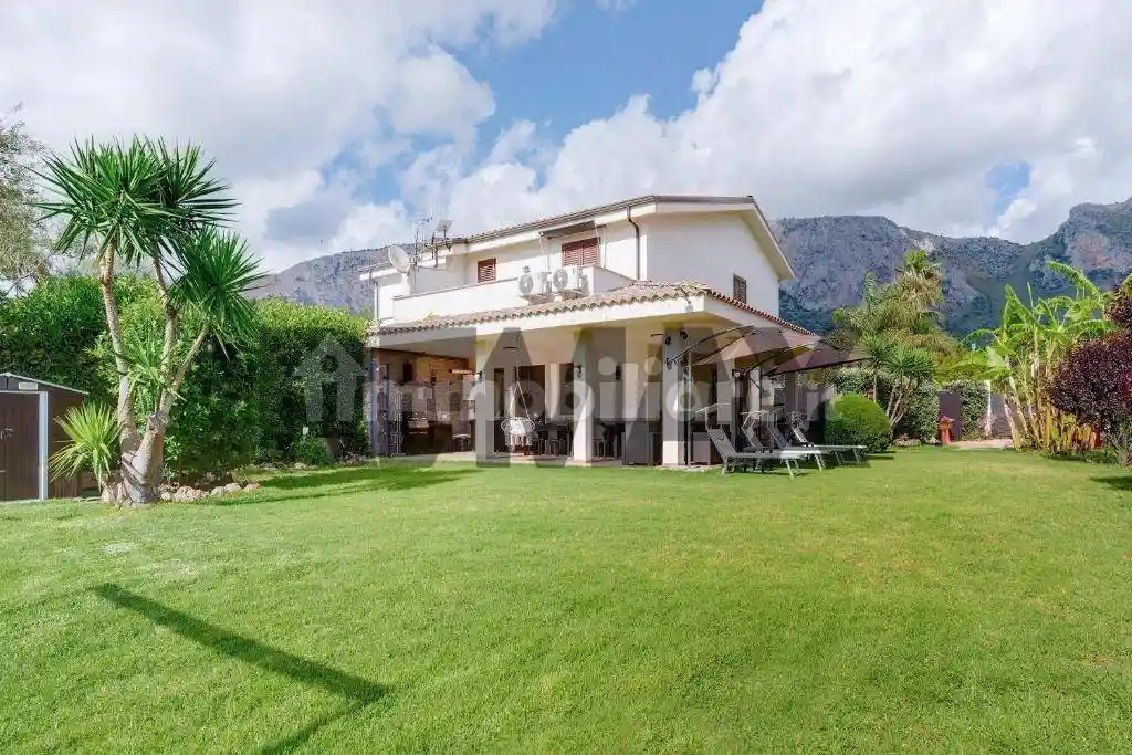 Villa in affitto a Terrasini