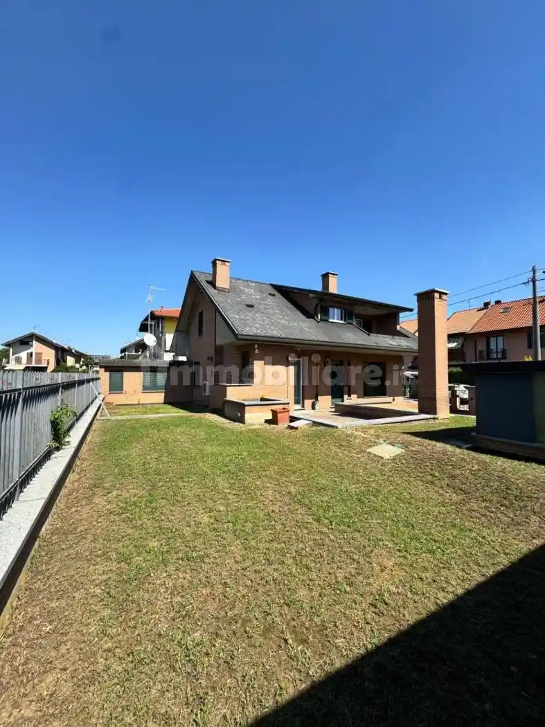 Villa in vendita a Seveso