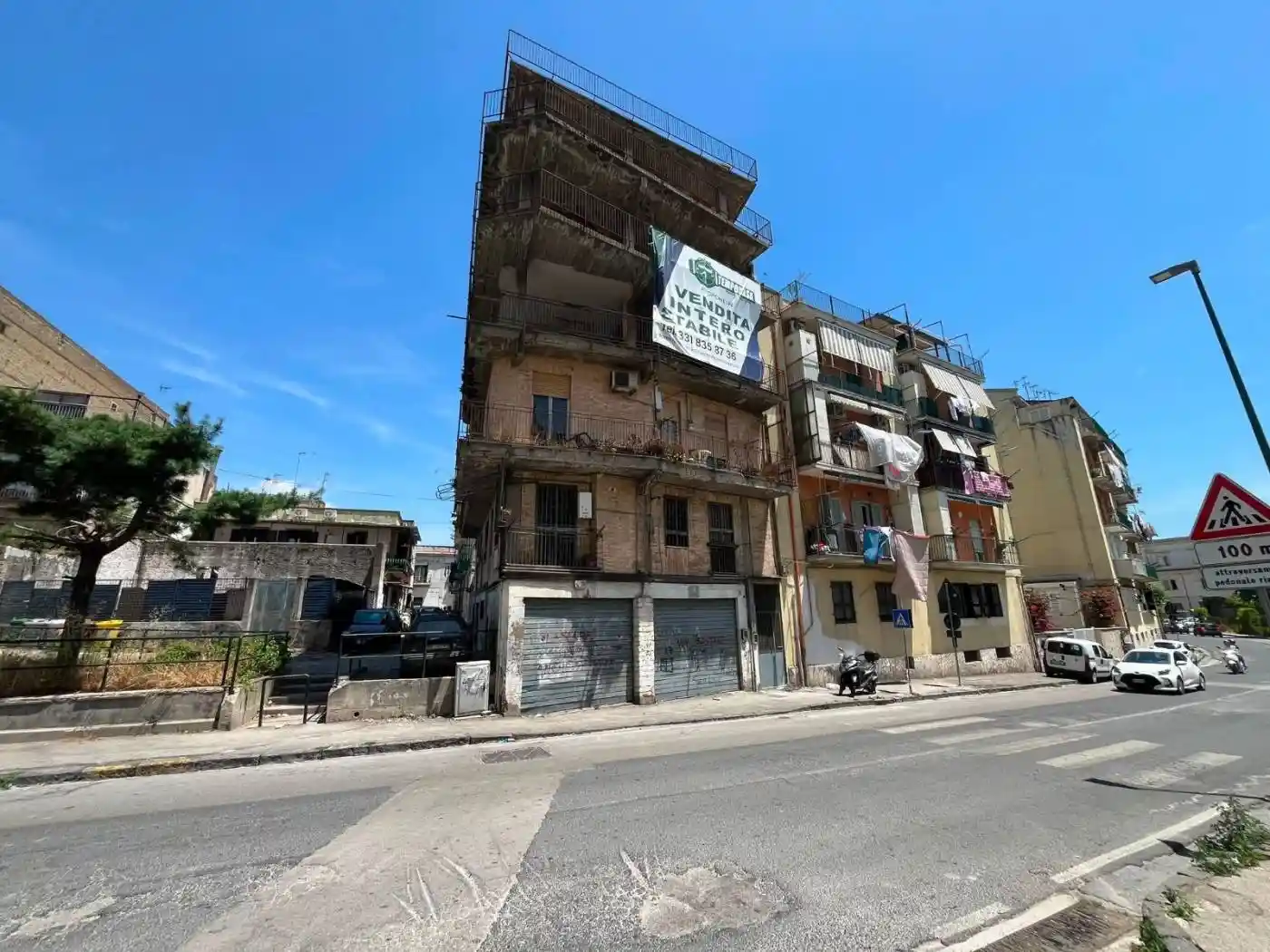 Palazzo - Edificio in vendita a Napoli