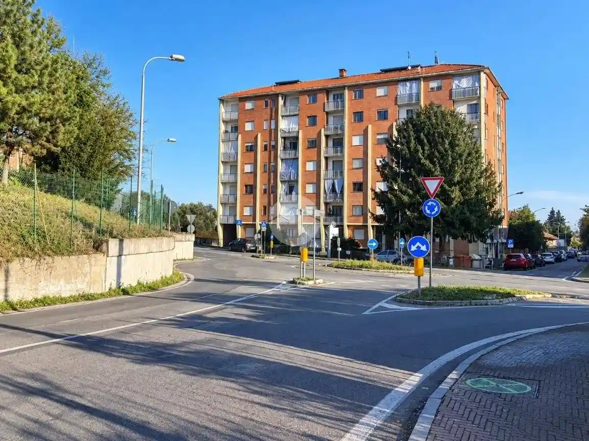 Appartamento in affitto a Caluso
