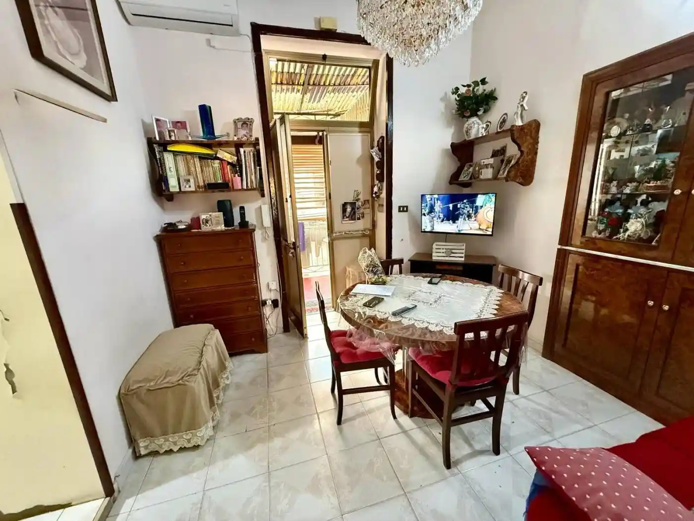 Appartamento in vendita a Napoli