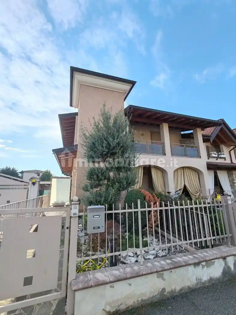 Appartamento in vendita a Capriolo