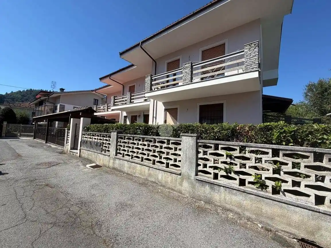 Appartamento in affitto a Barge