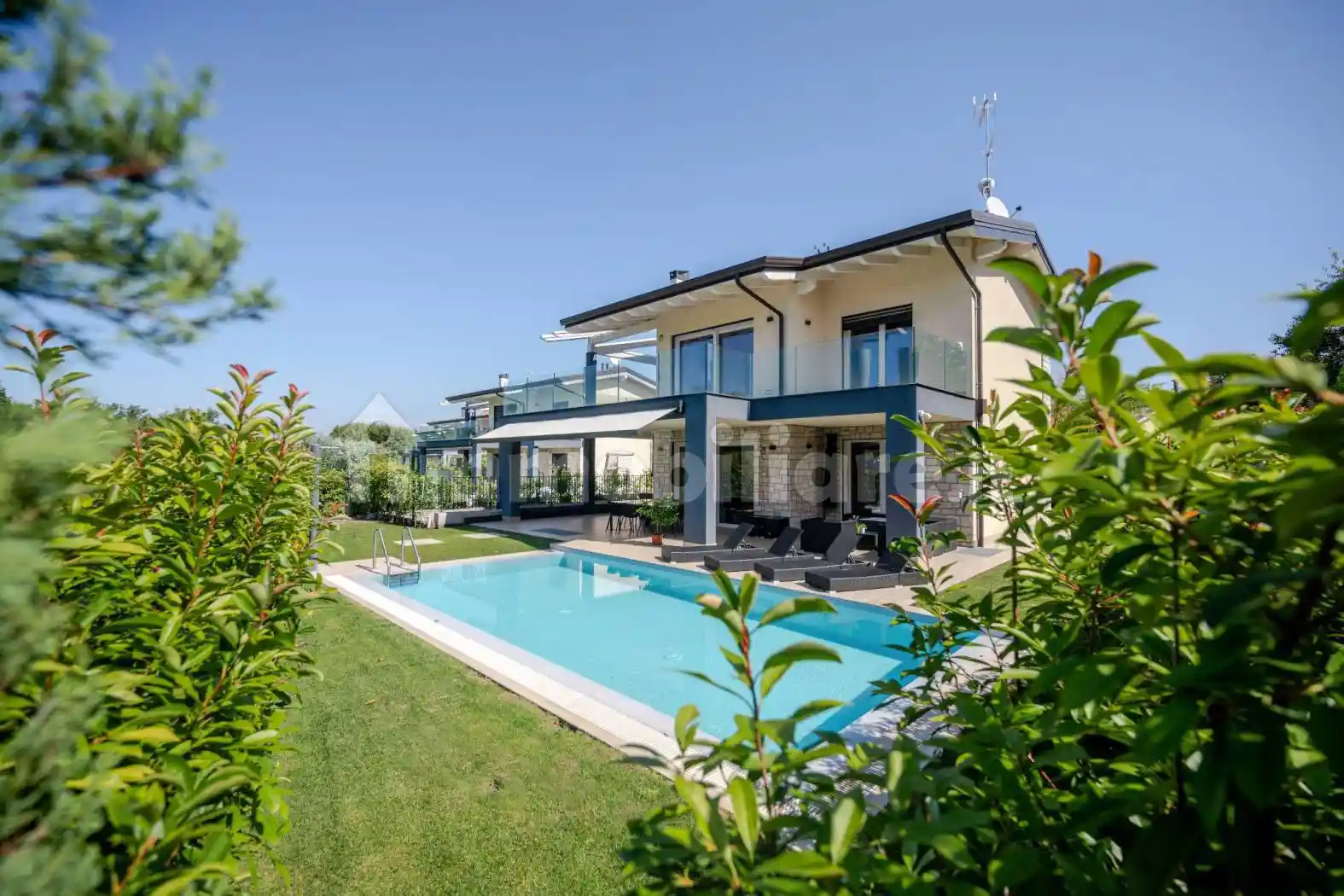 Villa in vendita a Lazise