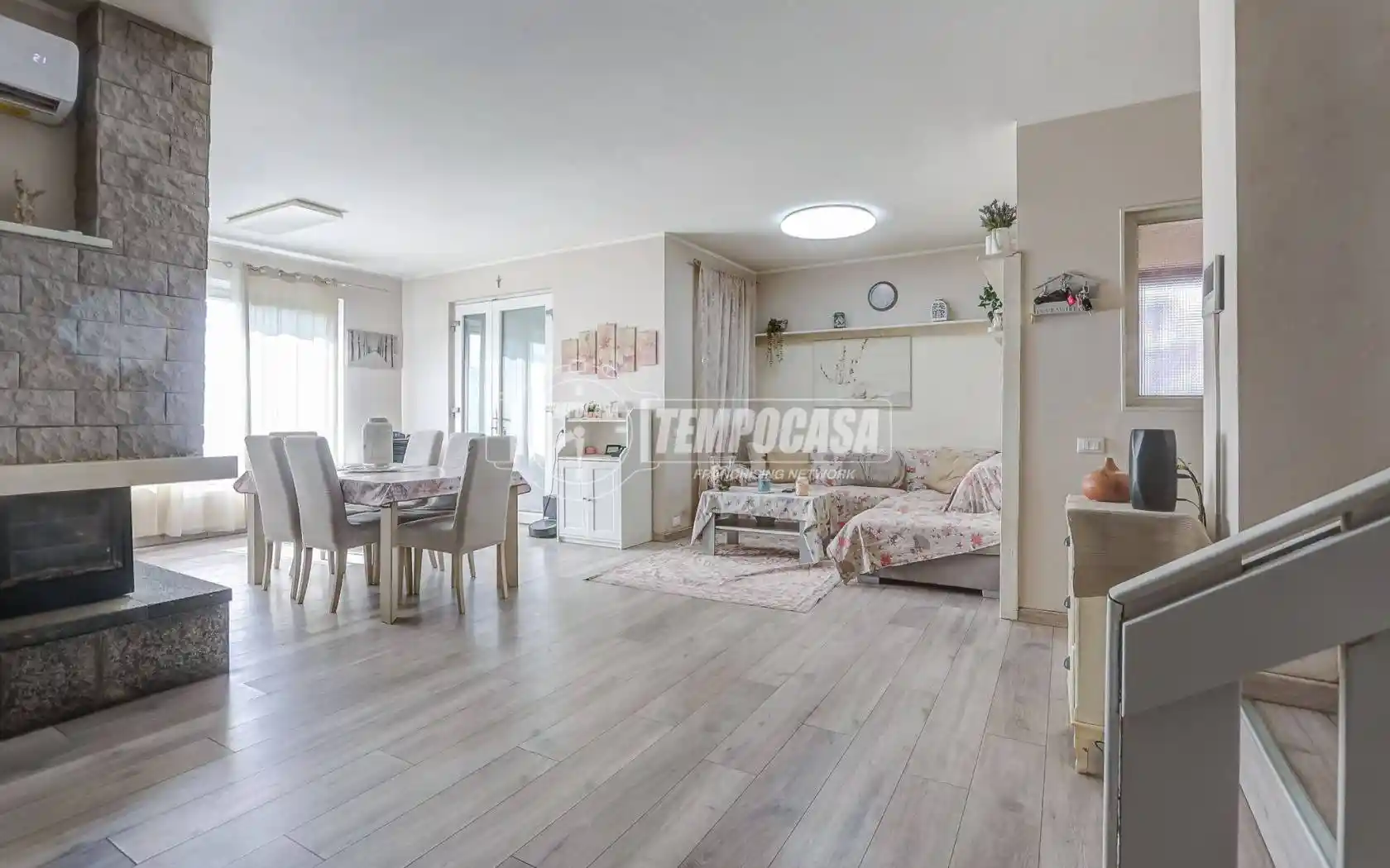 Villa in vendita a Luino