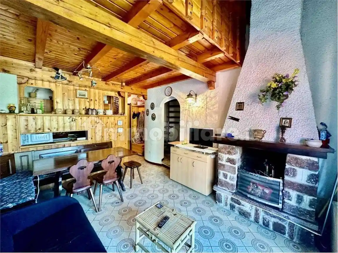 Appartamento in vendita a Casargo