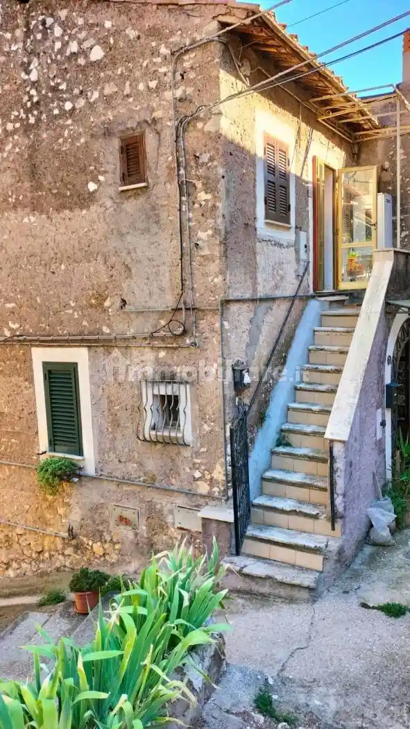 Appartamento in vendita a Guidonia Montecelio