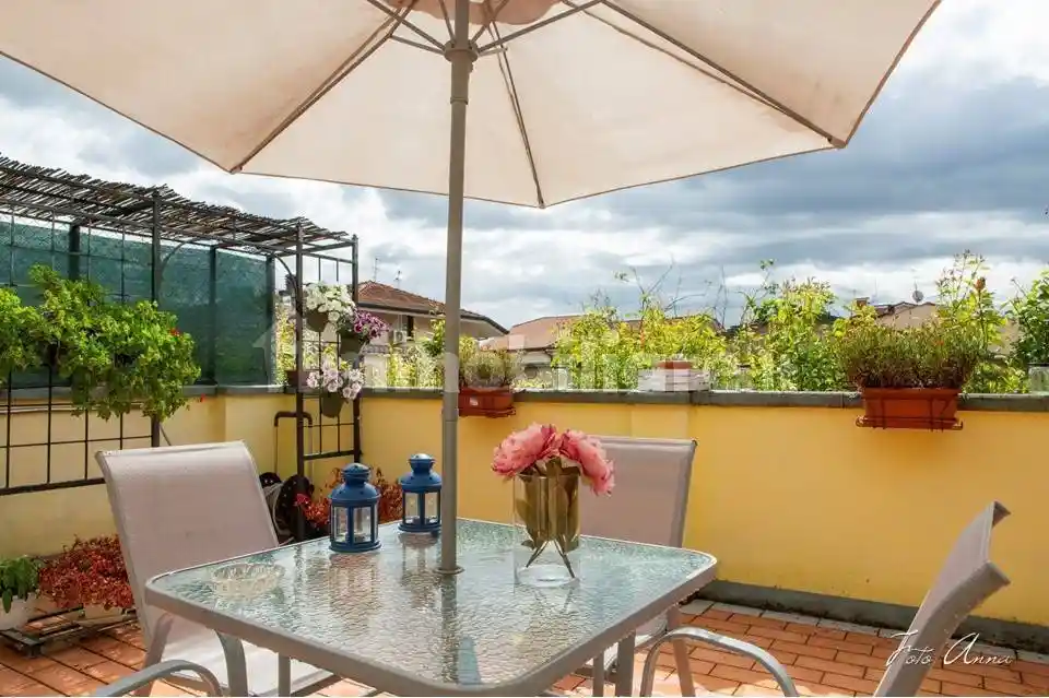 Casa indipendente in vendita a Viareggio