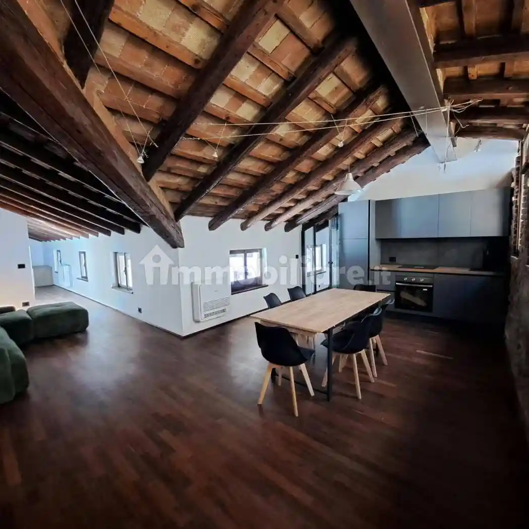 Appartamento in affitto a Verona