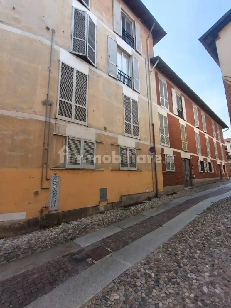 Appartamento in affitto a Pavia