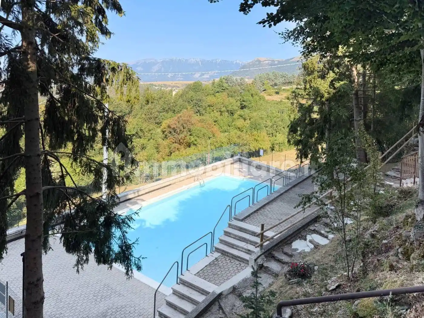 Appartamento in vendita a Erbezzo