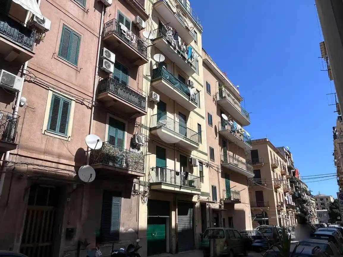 Appartamento in vendita a Palermo