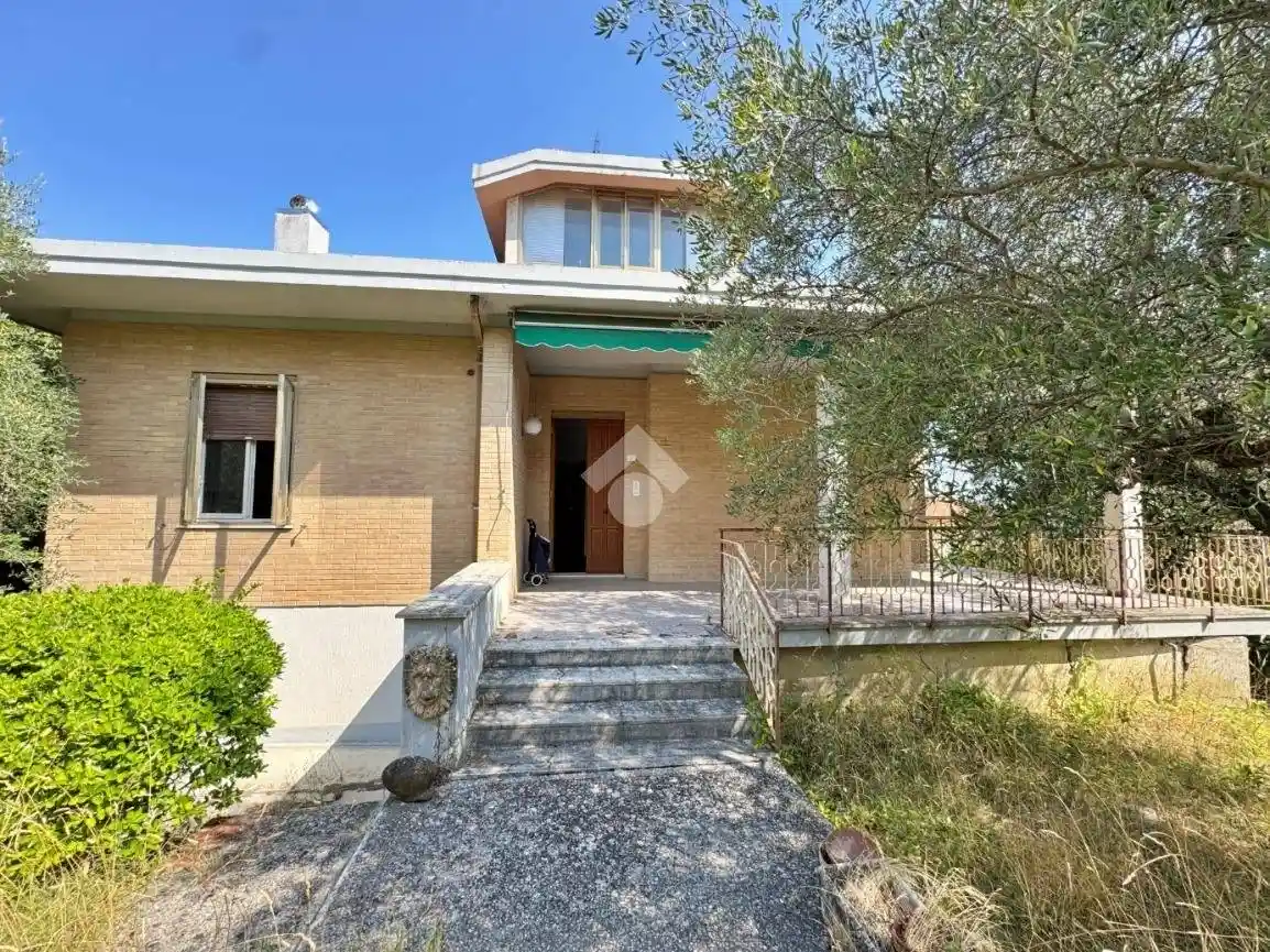 Villa in vendita a Montegridolfo