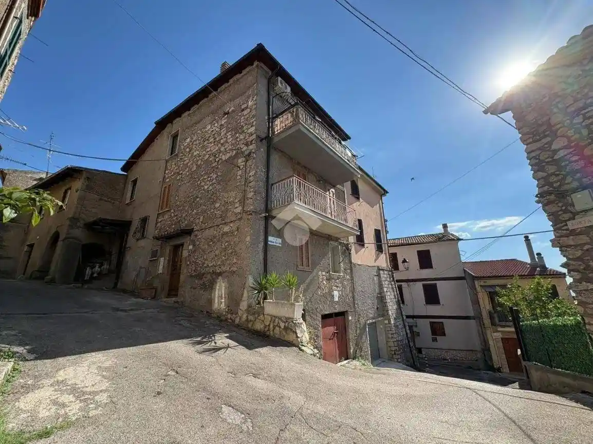 Appartamento in vendita a Piglio