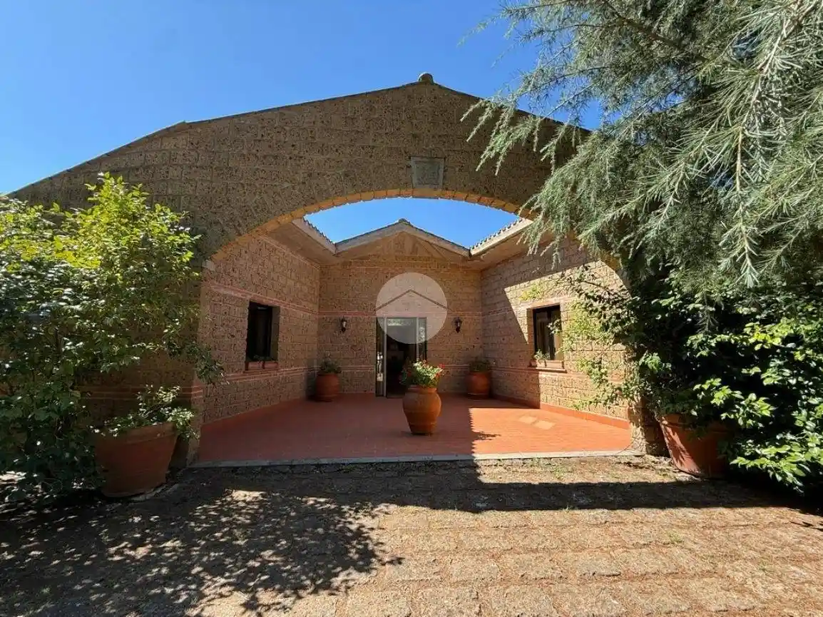 Villa in vendita a Magliano Sabina