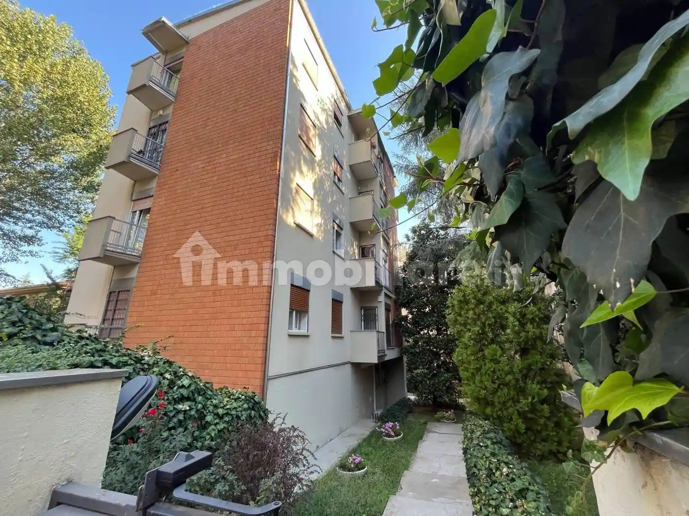 Appartamento in vendita a Bologna