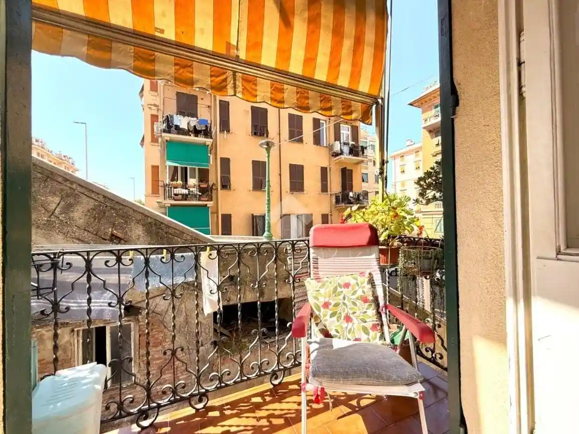 Appartamento in vendita a Genova