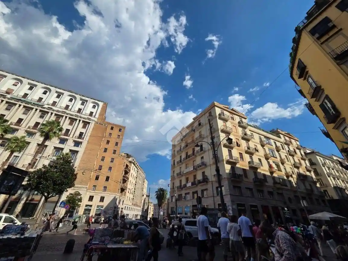Appartamento in vendita a Napoli