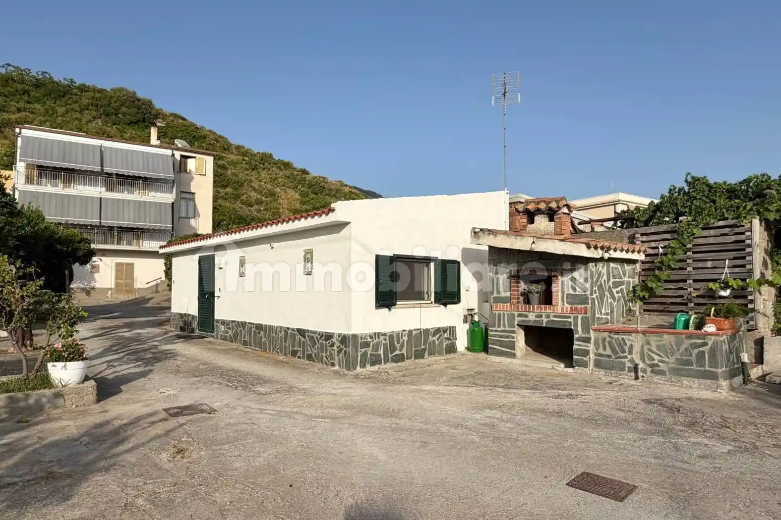 Casa indipendente in vendita a Paola