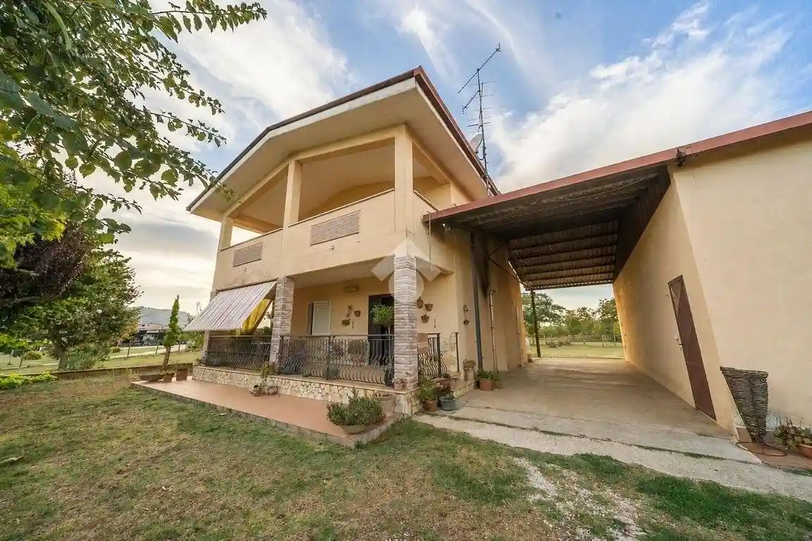 Villa in vendita a Colleferro