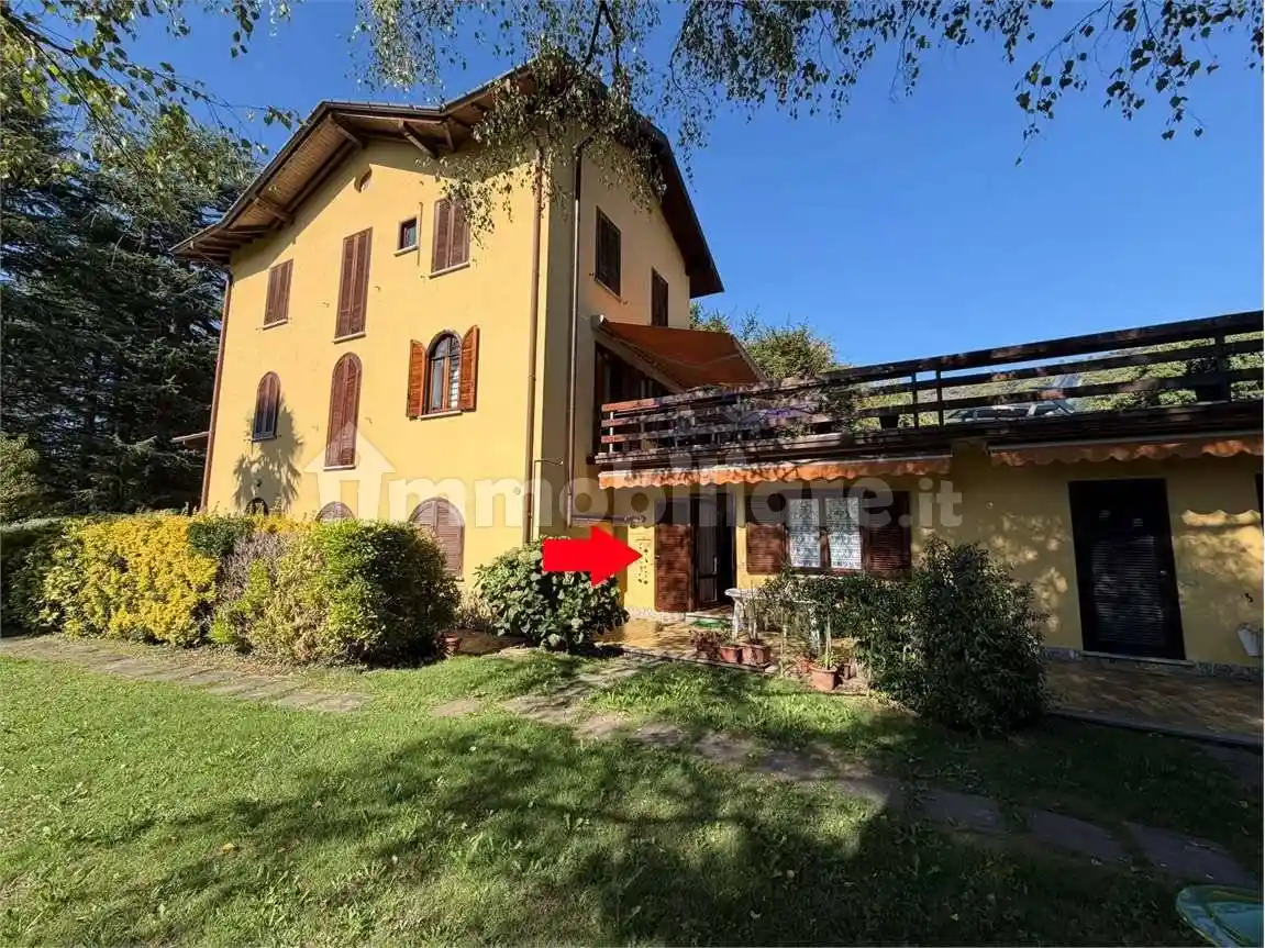 Appartamento in vendita a Montegrino Valtravaglia