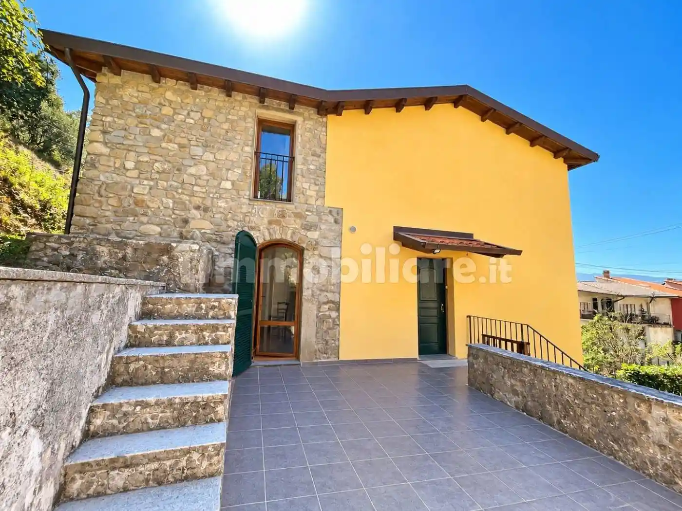 Casa indipendente in vendita a Riccò del Golfo di Spezia