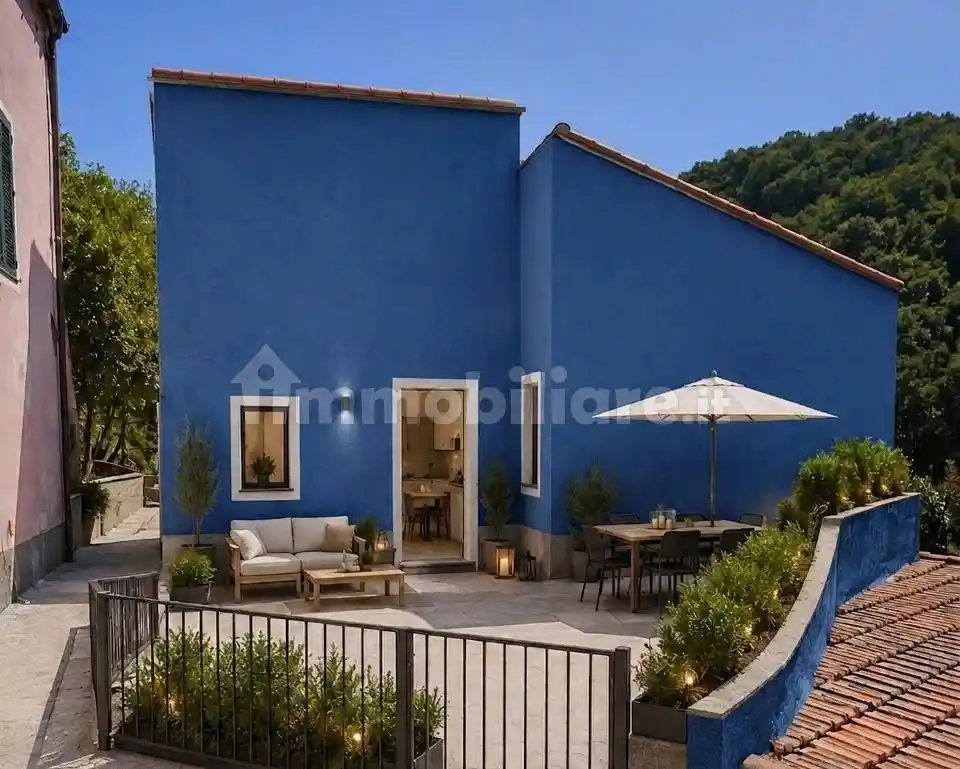 Villa in vendita a Vado Ligure