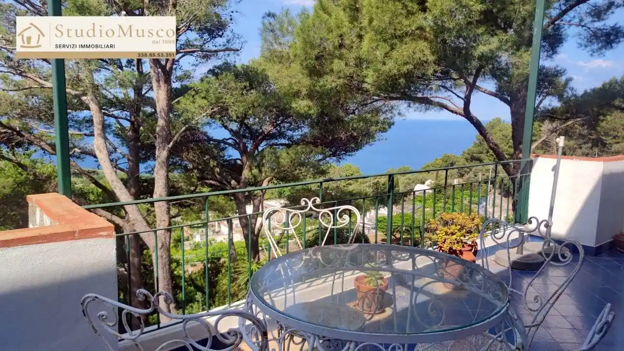 Appartamento in vendita a Anacapri