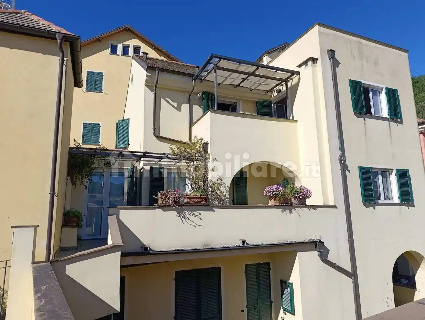 Appartamento in vendita a Albisola Superiore