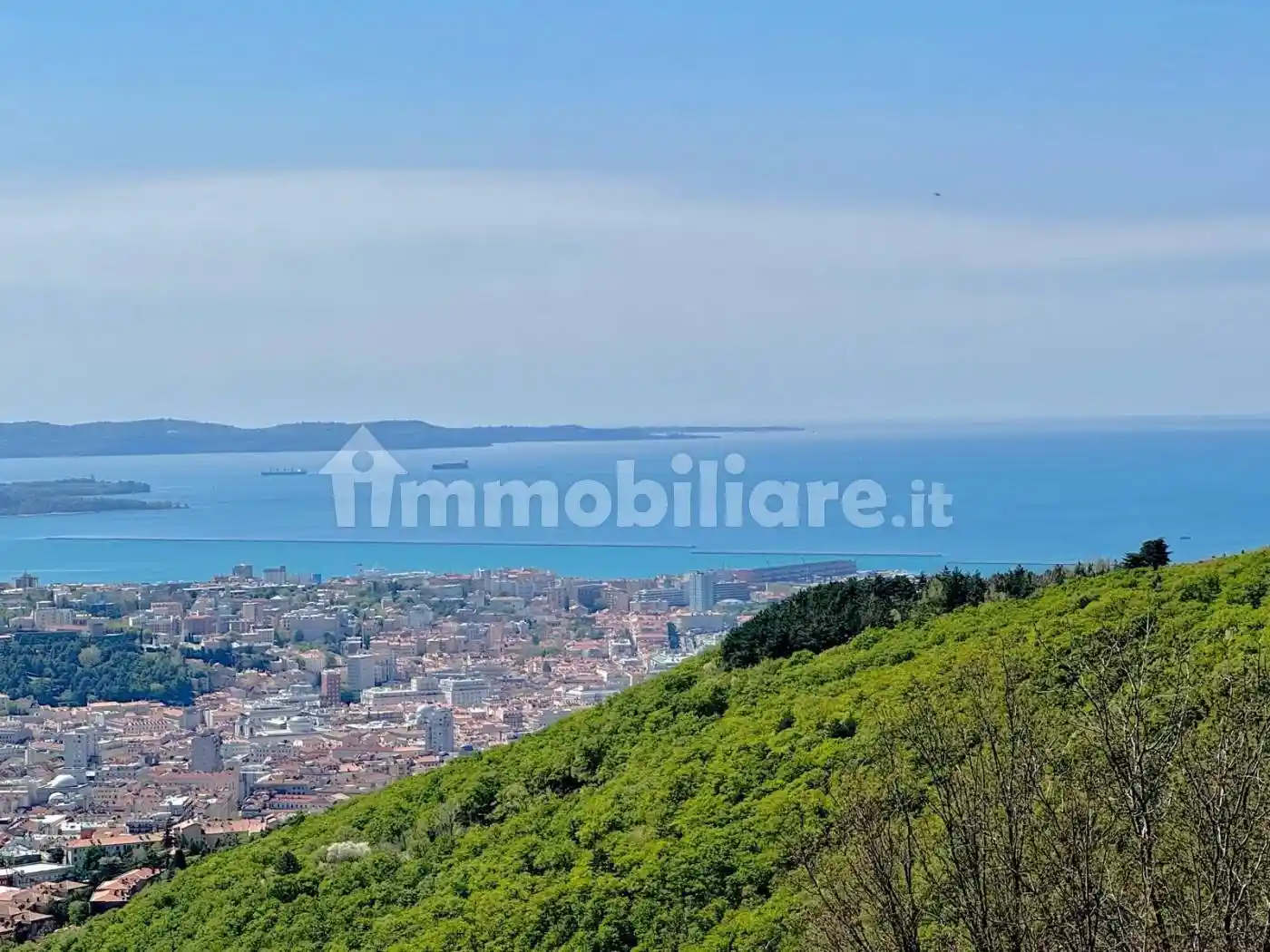 Appartamento in vendita a Trieste