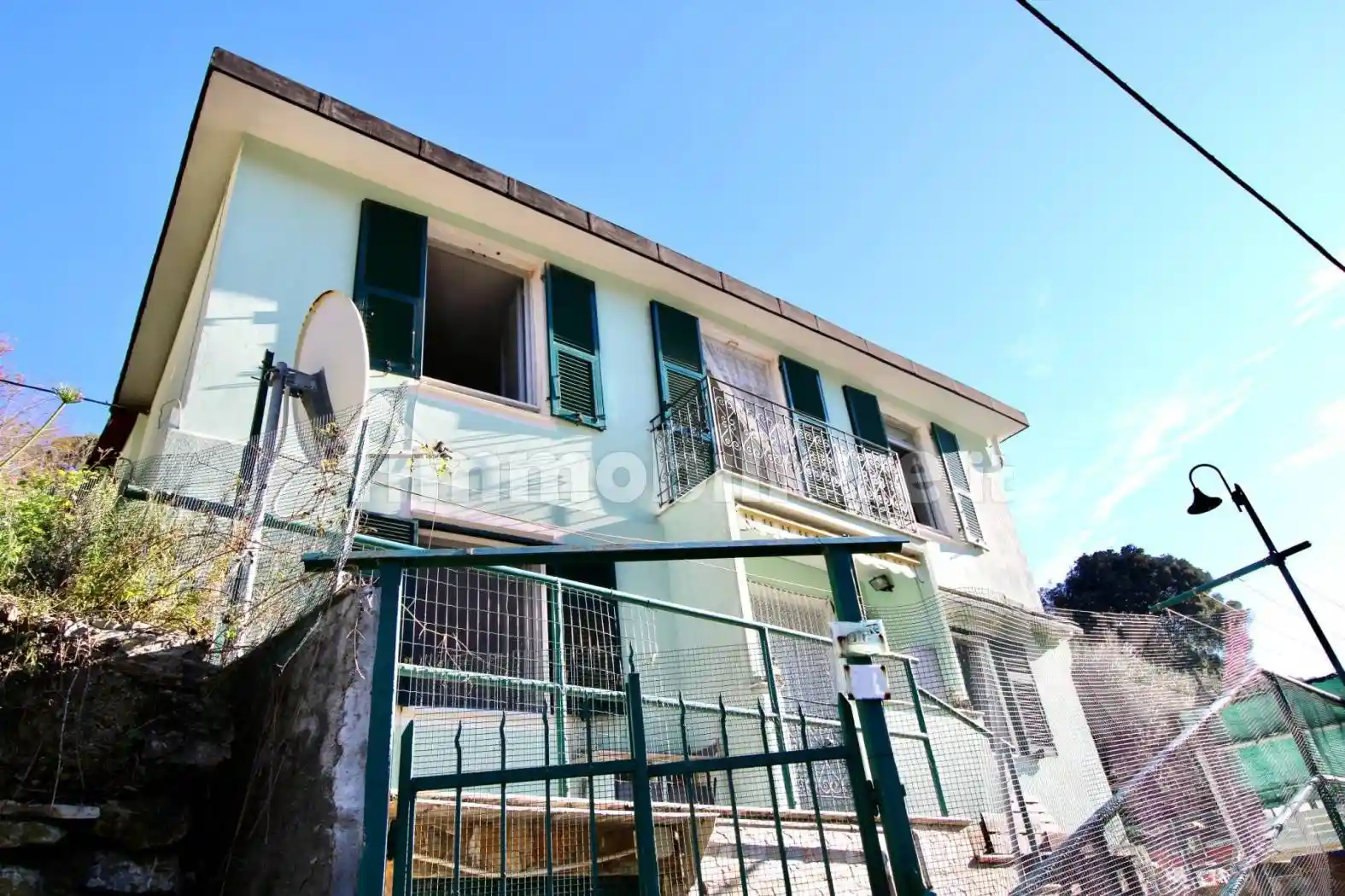Casa indipendente in vendita a Genova