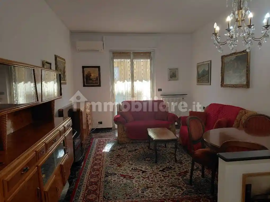 Appartamento in affitto a Genova