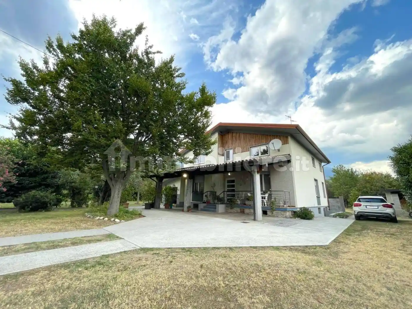 Villa in vendita a Gemona del Friuli