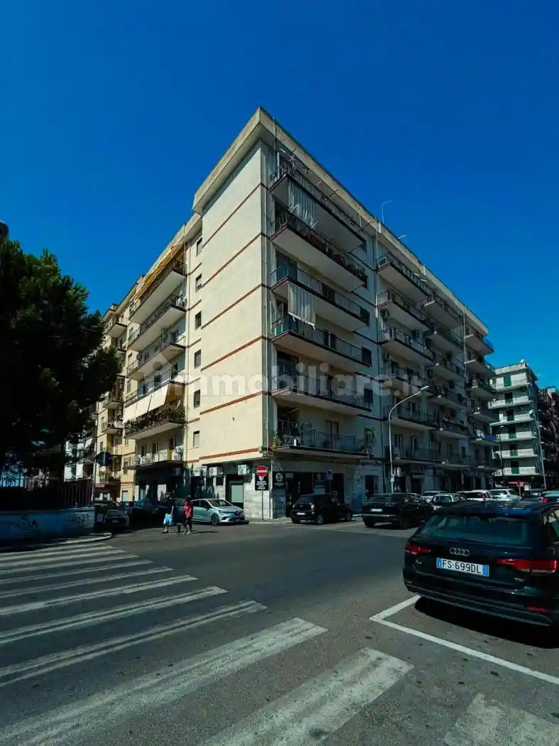 Appartamento in vendita a Taranto