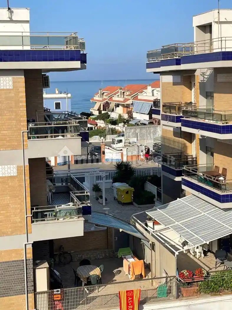 Appartamento in affitto a Pomezia