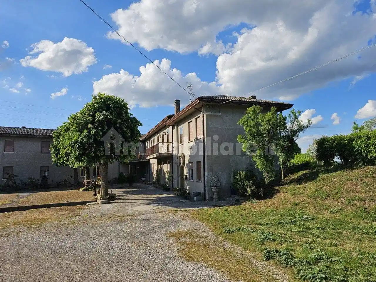 Villetta a schiera in vendita a Sant'Urbano