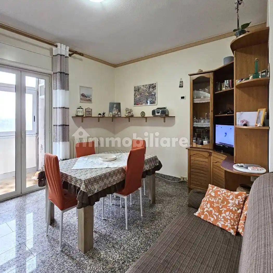 Appartamento in vendita a Regalbuto