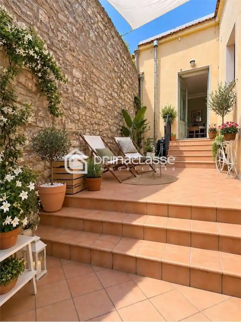 Casa indipendente in vendita a Modica
