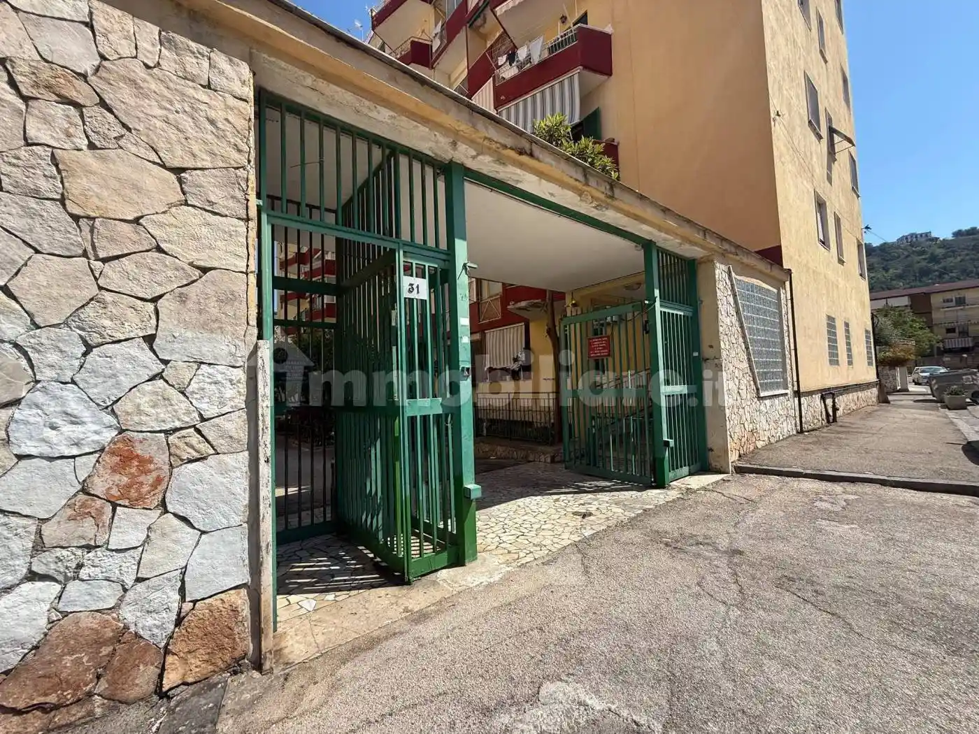 Appartamento in vendita a Napoli